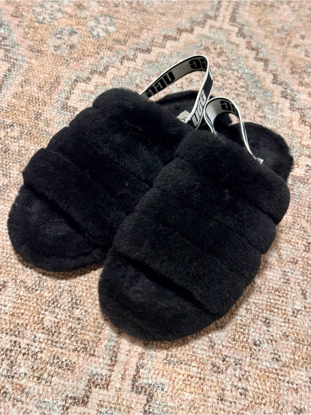 Ugg Fluff Yeah Slides - Picture 2 of 7